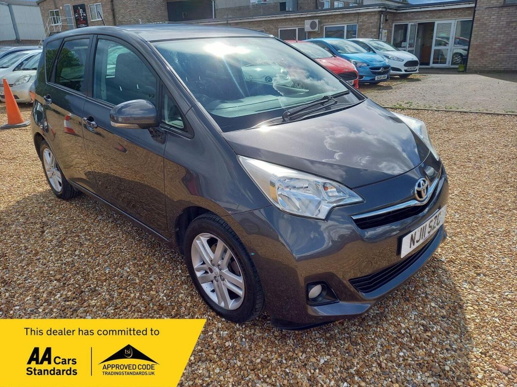 2011 Toyota VERSO S